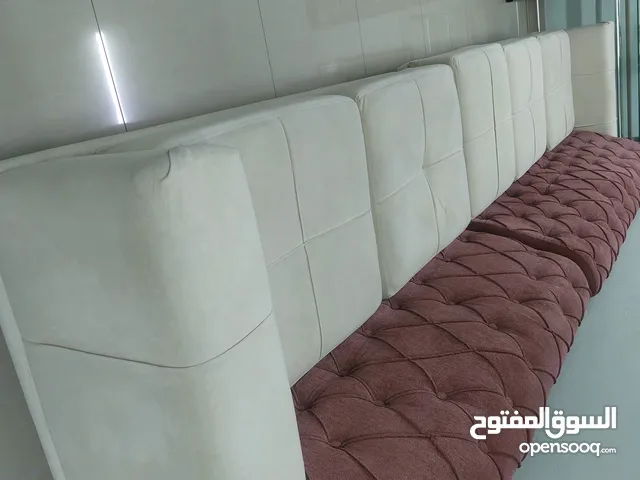 جلسة من 9 أشخاص