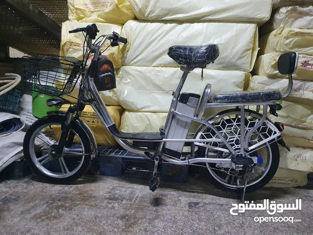 بسكليت كهرباء للبيع السعر 300دينار