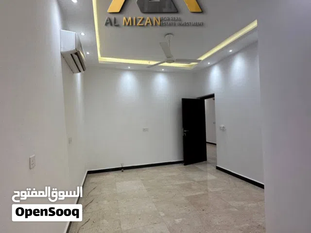 100 m2 2 Bedrooms Apartments for Rent in Basra Oman