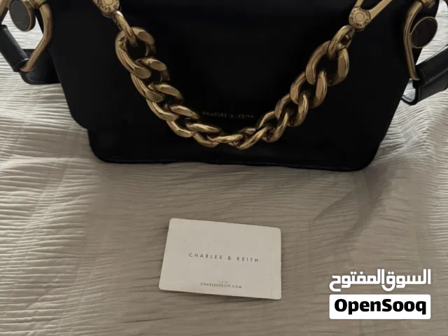 Charles&Keith