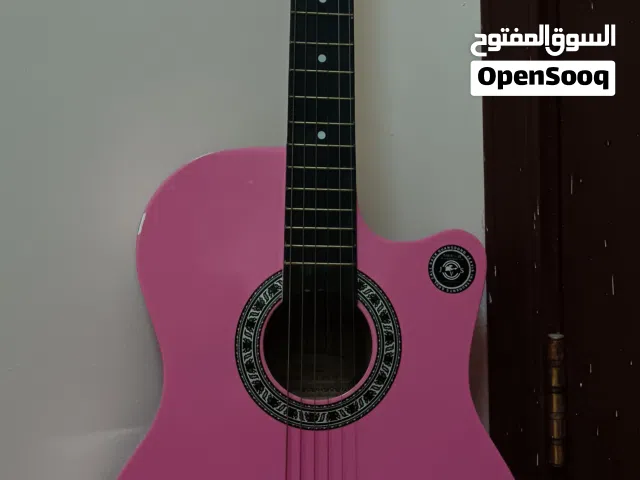 Pink Guitar with Carry Bag – Excellent Condition