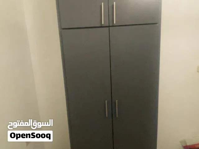 خزانه ملابس مستعمله جديده