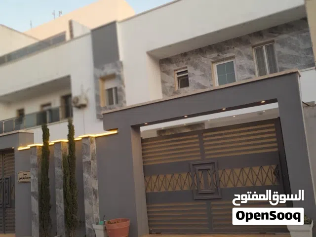 500 m2 5 Bedrooms Villa for Rent in Benghazi Venice