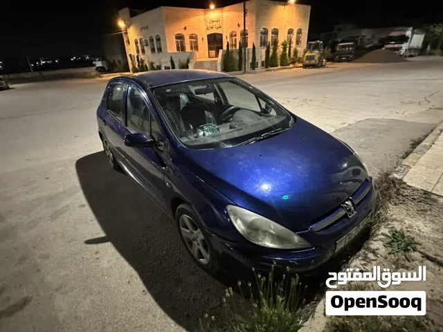 2003 بيجو 307 CC