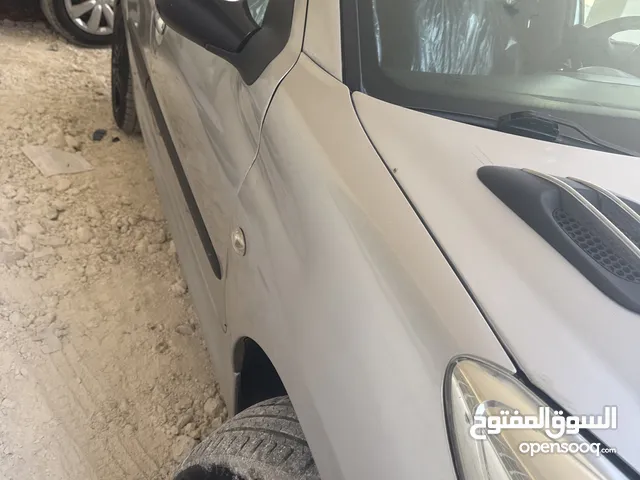 Used Peugeot 206 in Hebron