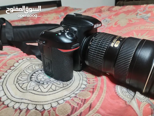 نيكون 7500 مع عدسه 24-70