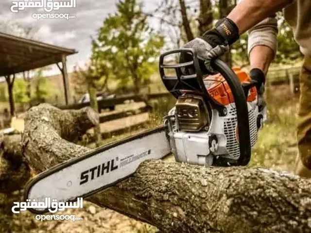 اسطي قص اشجار بالمنشار