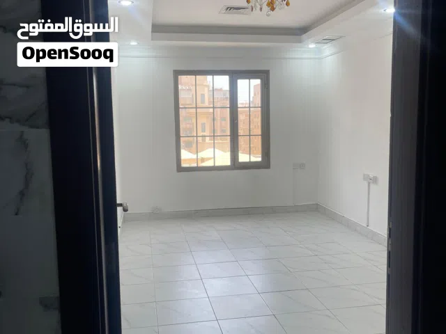 95 m2 2 Bedrooms Apartments for Rent in Hawally Hawally