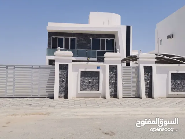 450 m2 5 Bedrooms Villa for Sale in Muscat Amerat
