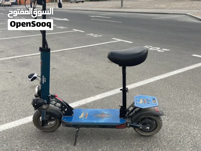 اسكوتر كهربائي للبيع استخدام شهرين ماشي 2219km 48v السكوتر شبه وكاله ويجي معاه شاحن والسكوتر يمشيك77