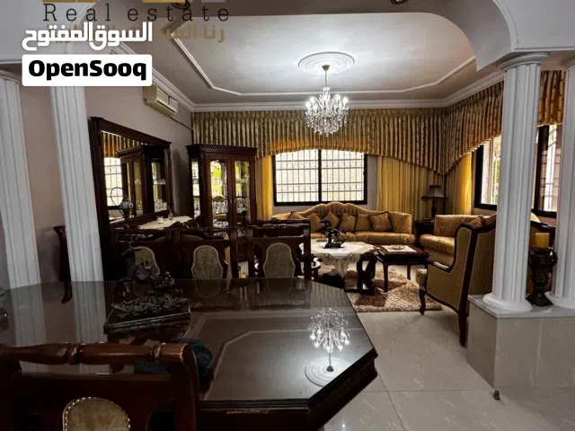 325 m2 4 Bedrooms Townhouse for Sale in Amman Jubaiha