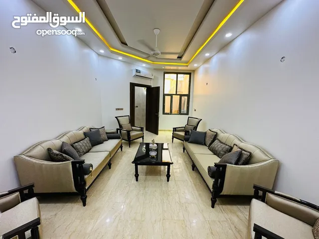 190 m2 4 Bedrooms Townhouse for Sale in Dhi Qar Thawra
