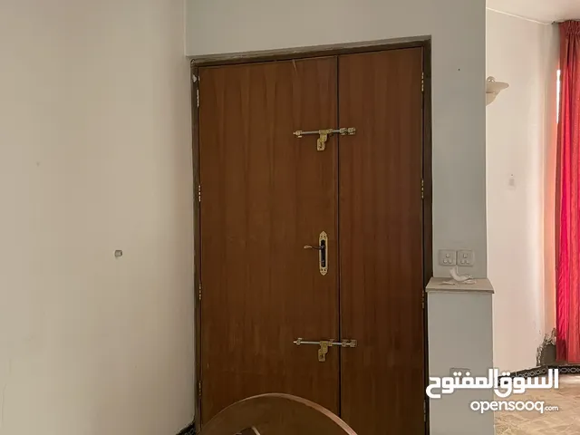 دار طابقين للايجار في حي المستنصرية/ محلة 502
