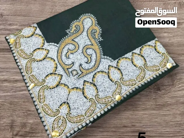 مصار ونعل رجاليه