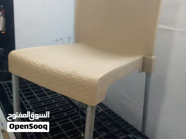كراسي بامبو بلاستيك بإرجل معدنية مقاومة للصدأ