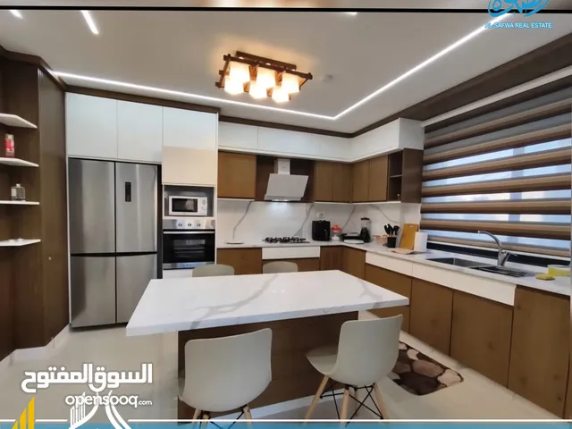 165 m2 3 Bedrooms Apartments for Rent in Ramallah and Al-Bireh Ein Musbah