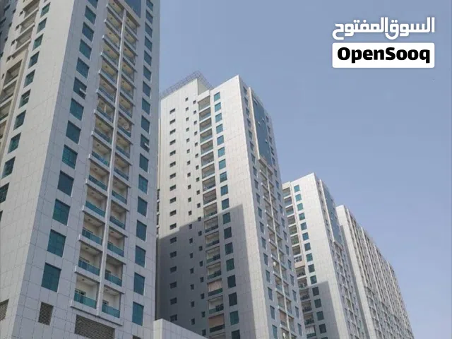 امتلك شقه غرفتين وصاله اعاده بيع في ابراج السيتي تاور اطلاله مفتوحه بمقدم 250 الف درهم
