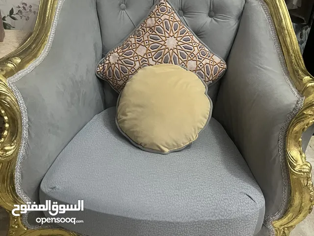 طقم كنب رمادي فاتح