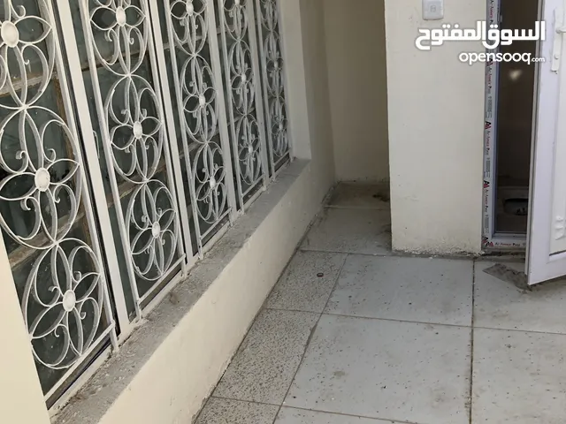 150 m2 4 Bedrooms Townhouse for Rent in Baghdad Qahira