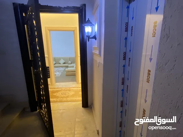 160 m2 3 Bedrooms Apartments for Rent in Tripoli Al-Sidra