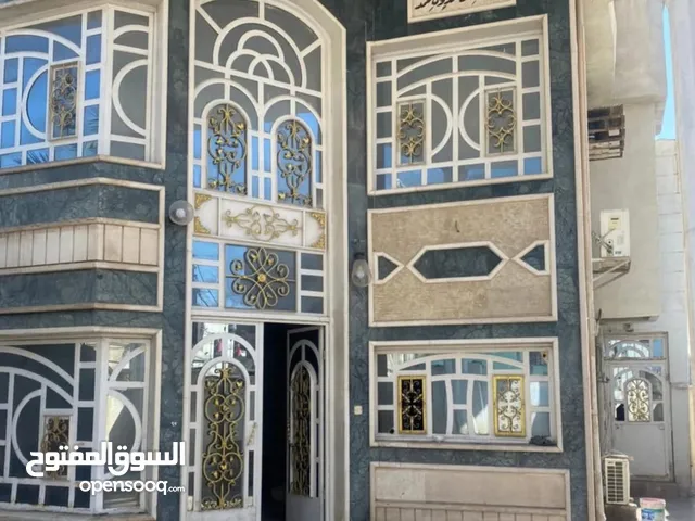 250 m2 5 Bedrooms Villa for Rent in Basra Jaza'ir