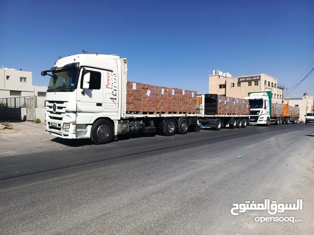 Tractor Unit Mercedes Benz 2011 in Amman