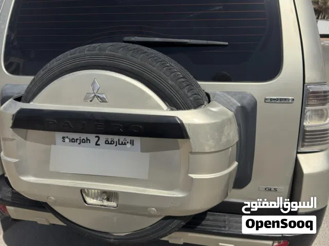 2008 ميتسوبيشي باجيرو GLX