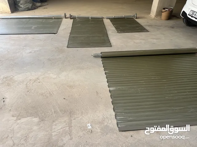 اباجورات عدد 8 مستعمله للبيع(مقاسات مختلفه)