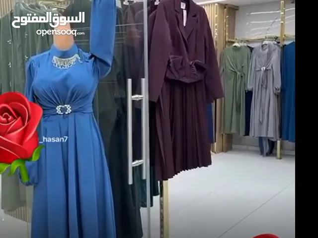 محل للبيع او الايجار او البدل وسط المنارة