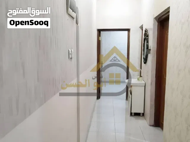 100 m2 2 Bedrooms Apartments for Rent in Basra Al- Muqaweleen St.