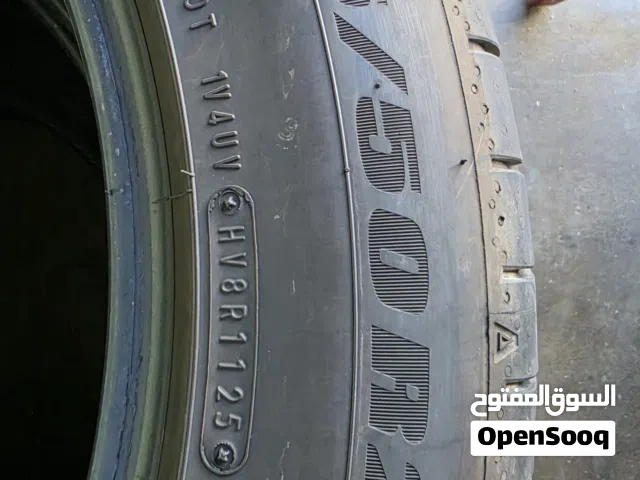 255 / 55 R20