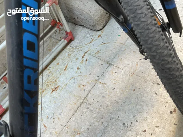 عجله رياضيه كبيره  9 سرعات مستعمله  حاله جيده جدا  وزن 150 كيلو