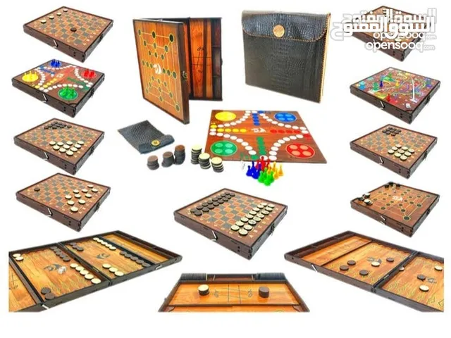 بكچ فيه من 5 إلى 13 لعبة فكرية وجماعية ممتعة، شكلها حلو وجذّاب وايد، ومناسب للسفر وسهل تحمله وياك.