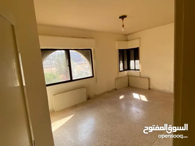 130 m2 5 Bedrooms Apartments for Rent in Amman Jubaiha