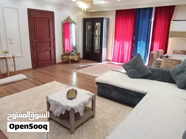 165 m2 2 Bedrooms Apartments for Rent in Giza Mohandessin