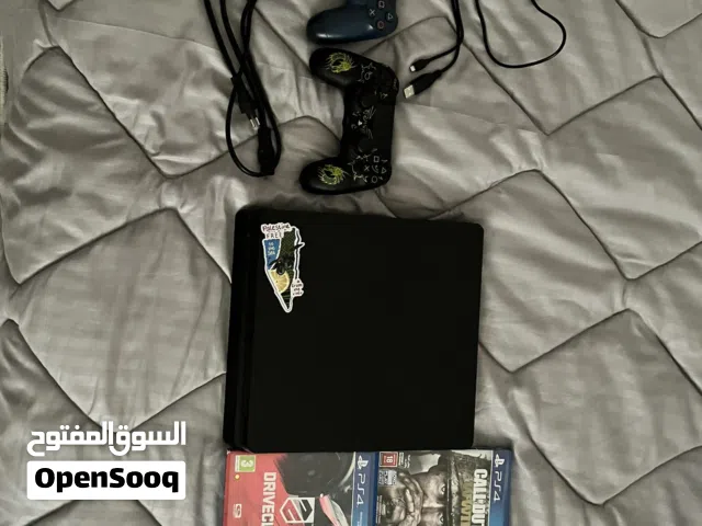 Barely used ps4
