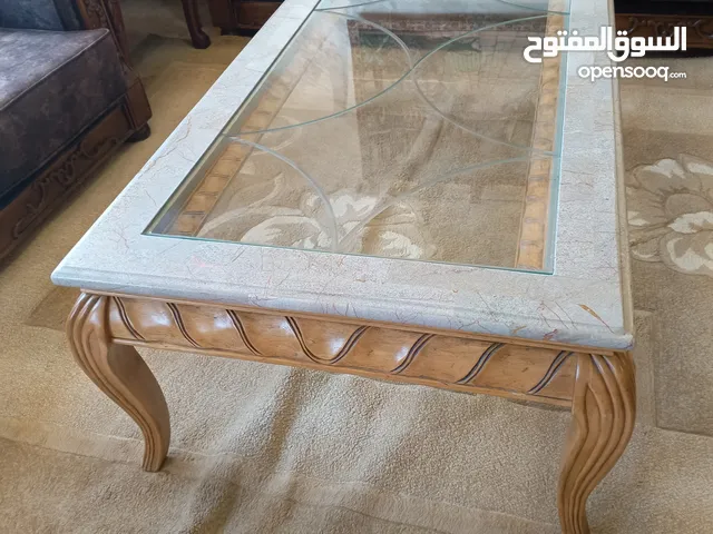 طقم  طاولات وسط وكونسول 4قطع وبيرو  ماربل للبيع