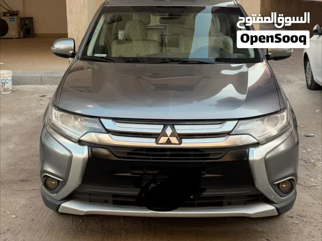MITSUBISHI OUTLANDER 2018