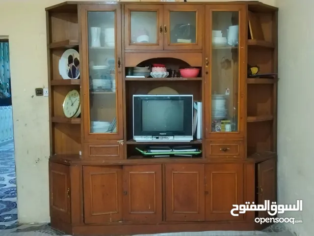 معرض خشبي البيع