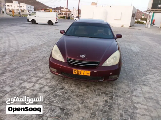 2004 Lexus ES Standard