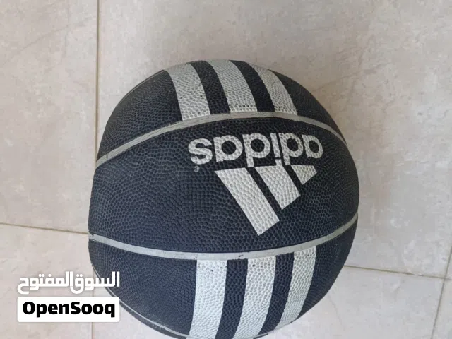 كرة قدم Adidas اصلية