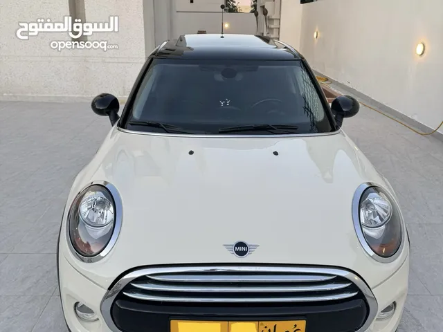 ميني كوبر 2015 في قمة النظافه، ممشى بسيط 51 ألف K.M فقط