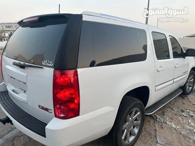 GMC YUKON 2009 رقم واحد فتحة جلد ملكيه شهرين ابوظبي الباهية