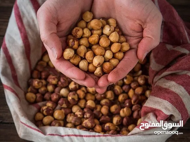 نُقدّم لكم أجود أنواع المكسرات والفواكه المجففة والتوابل الإيرانية.