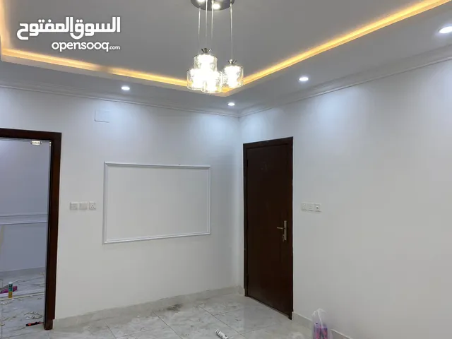 10 m2 5 Bedrooms Apartments for Rent in Tabuk Al safa