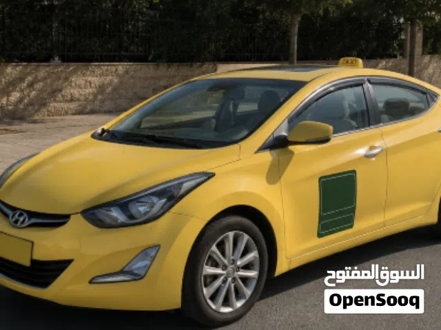 2015 هيونداي النترا Standard