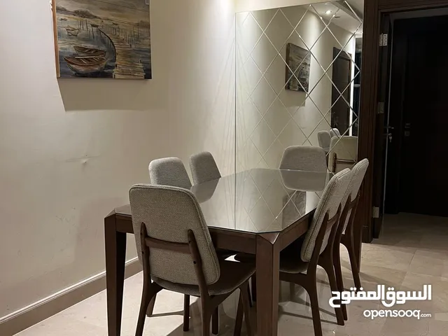 شقه فخمه مفروشه للإيجار في عبدون A luxury furnished flat for rent in Abdoun.