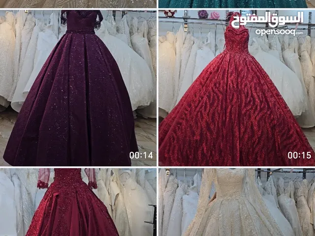 فساتين خطوبة و زفاف مستعمل نظيف جدا الأربعة ب 100 دينار موجودات باربد الشرا بقصرش معه