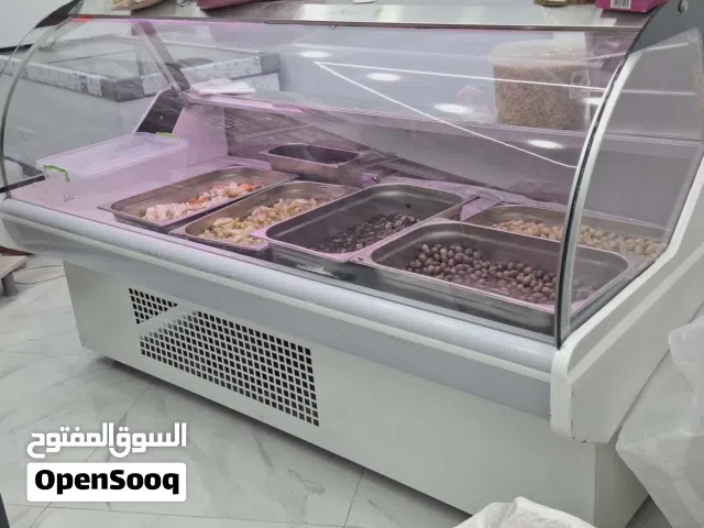 ثلاجة عرض للبيع