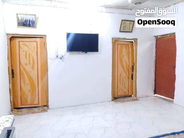 بيت مساحه 250متر وقف مامسجل بي غرفتين5ونص ب3ونص صاله5ب5 مطبخ3ب4 كراج مدخل البيت10ب4 حديقه خلف البيت